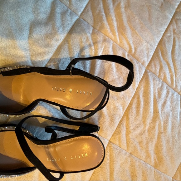 Kelly & Kate Bow Heels -NEW WITHOUT BOX - Picture 4 of 8